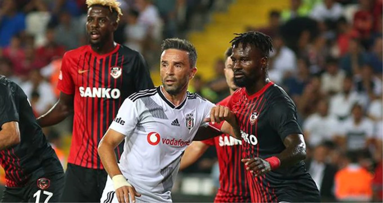 Beşiktaş, Gazişehir Gaziantep\'e 3-2 mağlup oldu