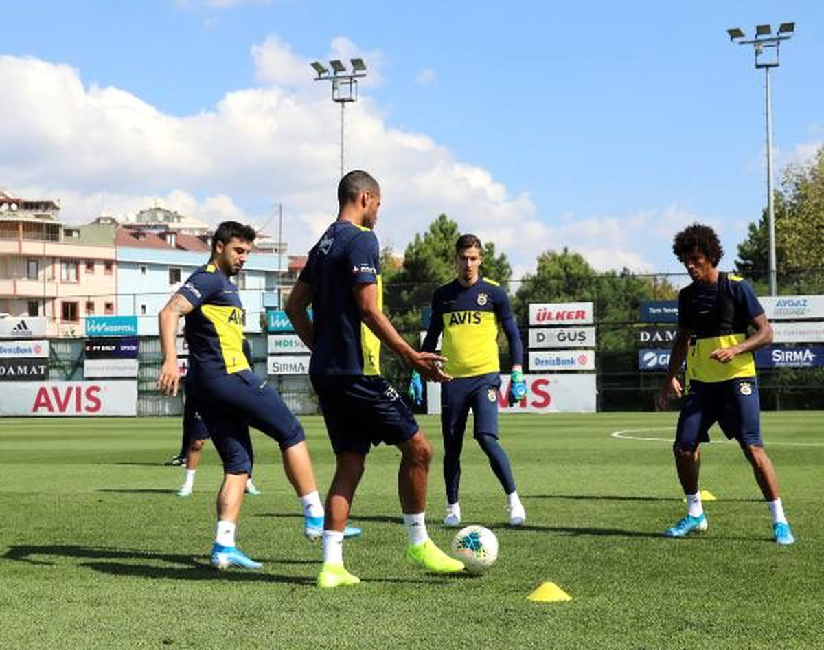 Fenerbahçe\'de alanyaspor hazırlıkları sürüyor