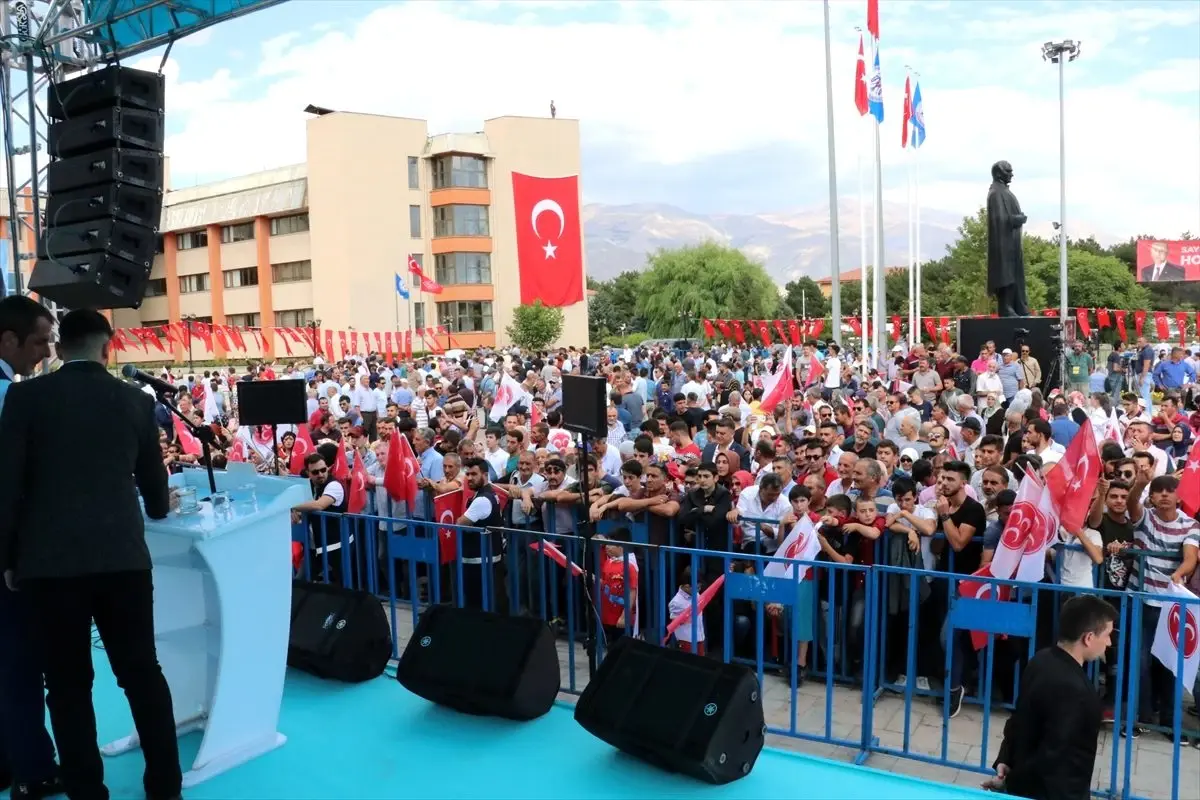 MHP\'nin Erzincan mitingi