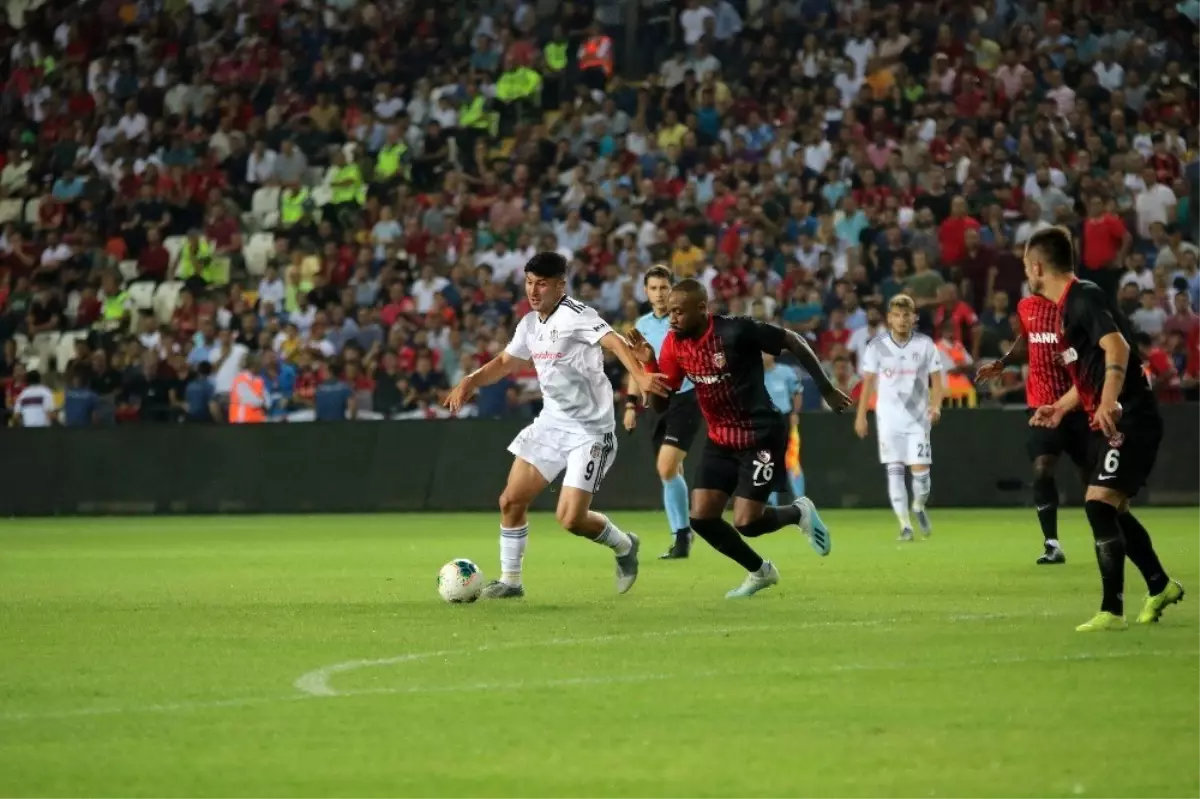 Süper Lig: Gazişehir Gaziantep: 3 - Beşiktaş: 2 (Maç sonucu)