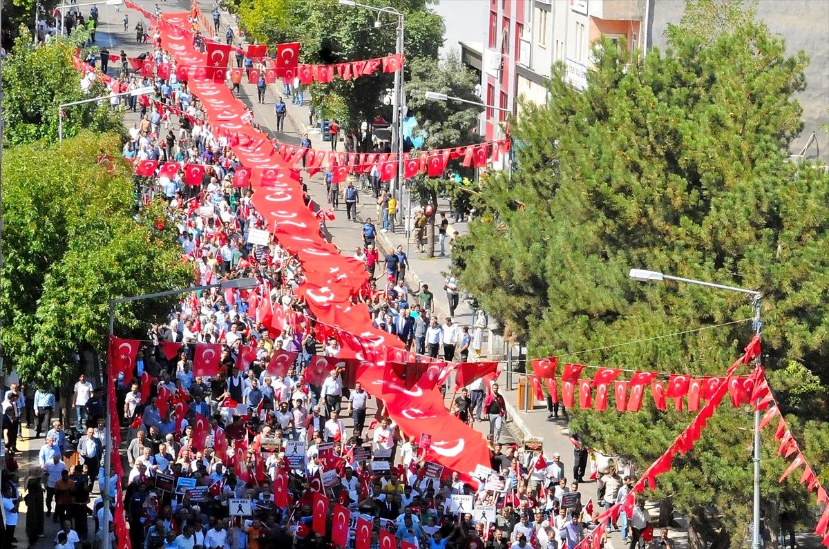 "Teröre Lanet, Kardeşliğe Davet" mitingleri