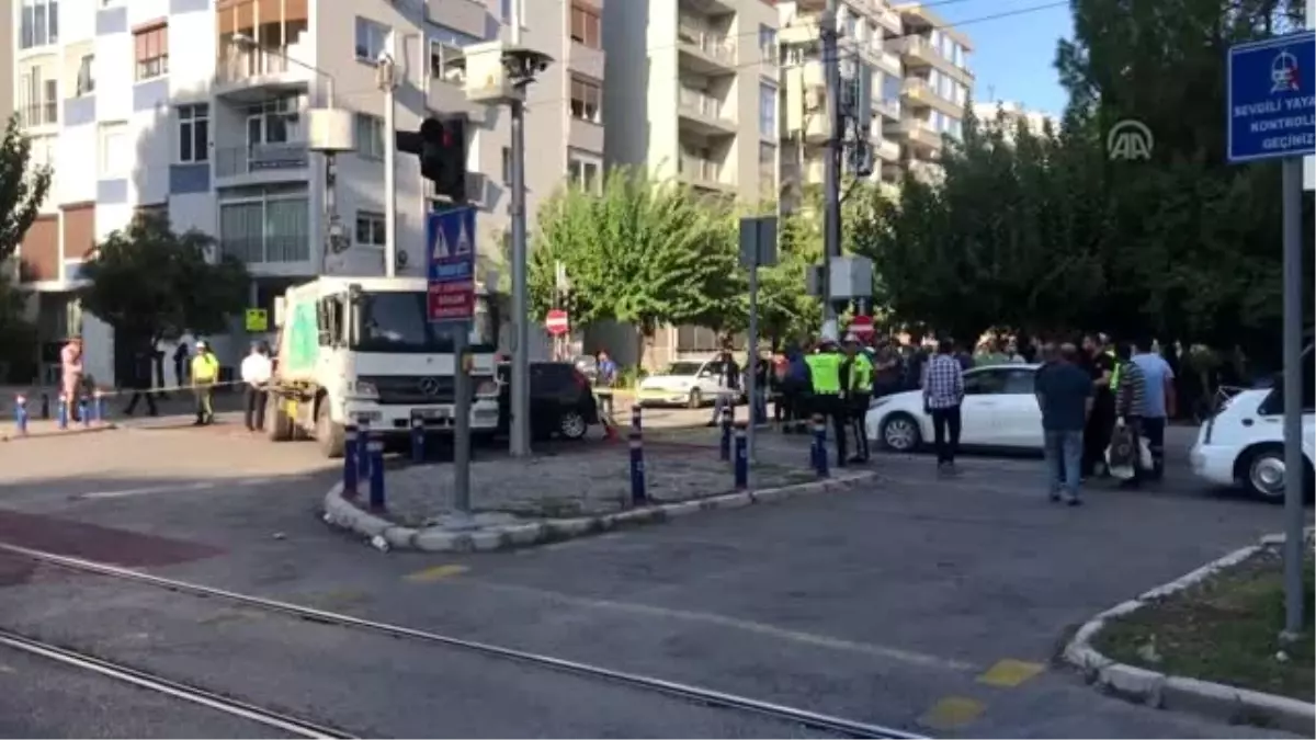 Trafik kazası: 2 ölü, 2 yaralı