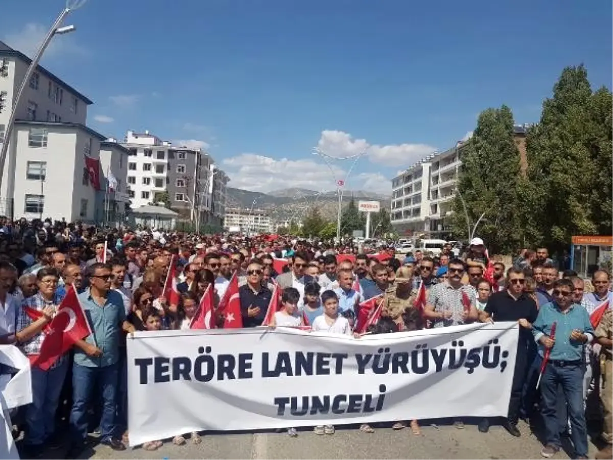 Tunceli\'de \'teröre lanet, kardeşliğe destek\' yürüyüşü