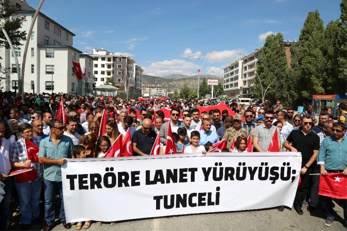 Tunceli\'de "Teröre Lanet Yürüyüşü"