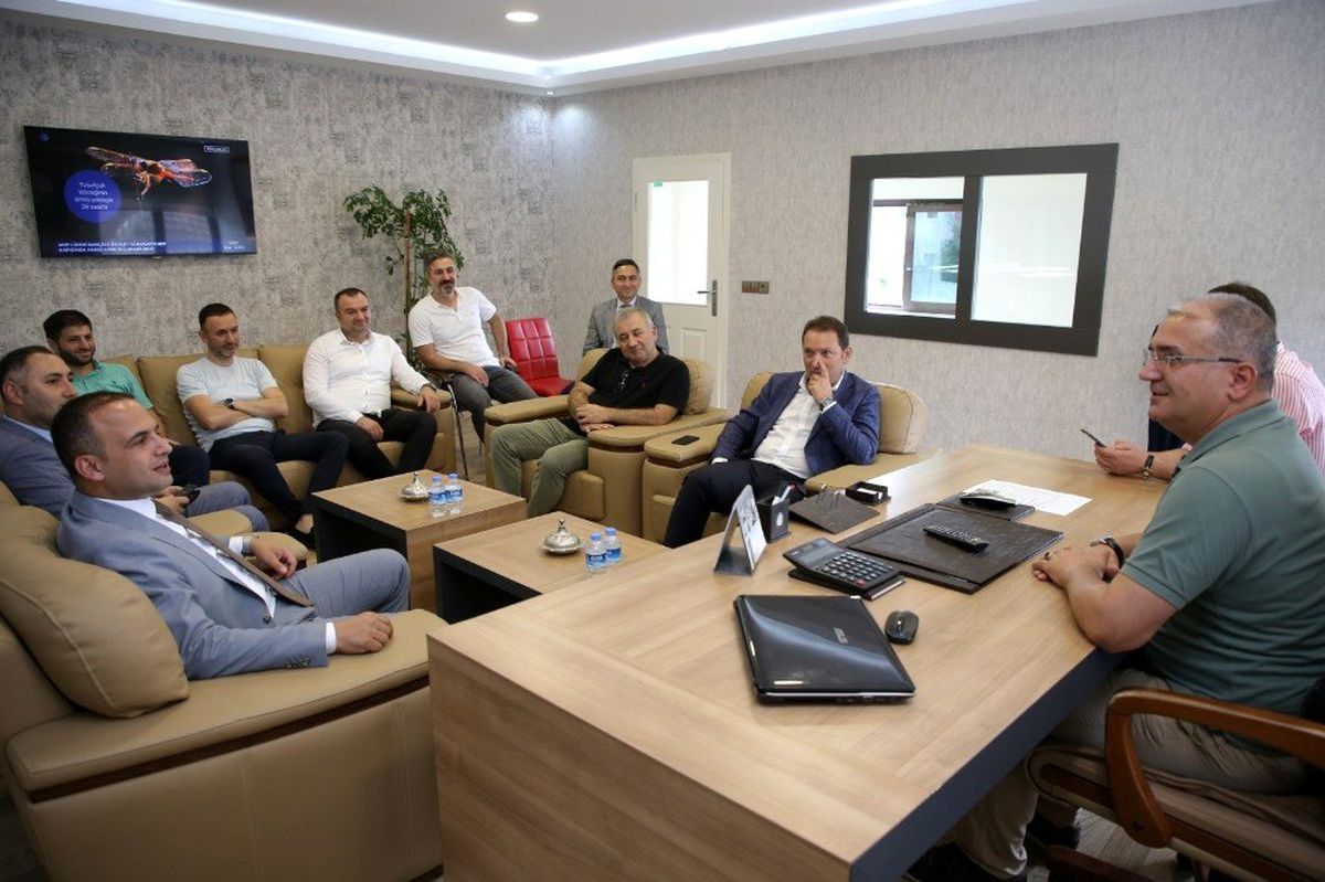 Yatırımcılar ile başkan buluştu