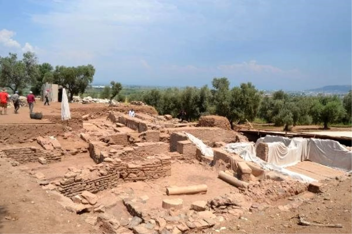 Antik kent sardes\'te büyük depremin izine rastlandı