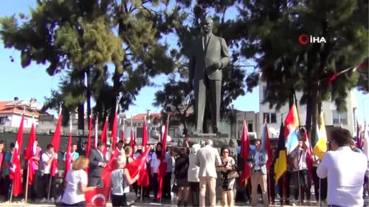 Ayvalık\'ın düşman işgalinden kurtuluşunun 97. yıldönümü coşkuyla kutlandı