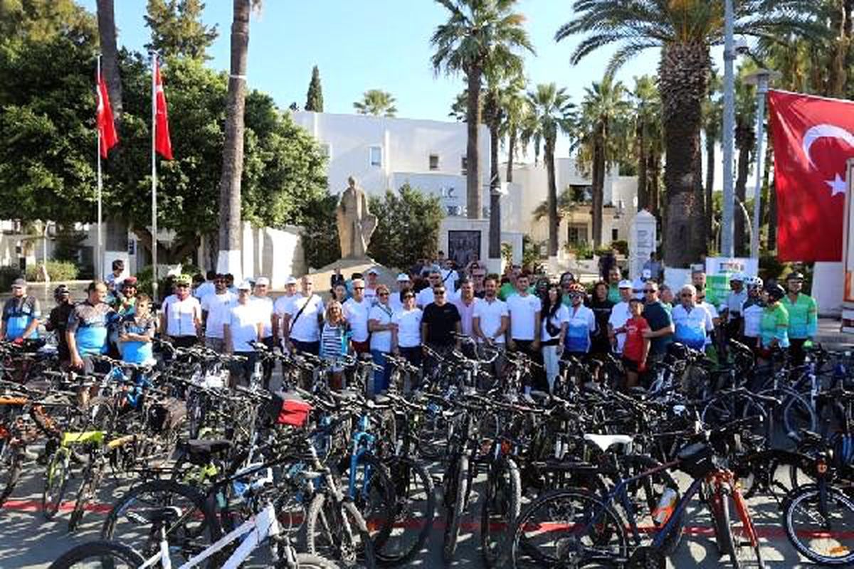 Bodrum\'da doğa için pedal çevirdiler