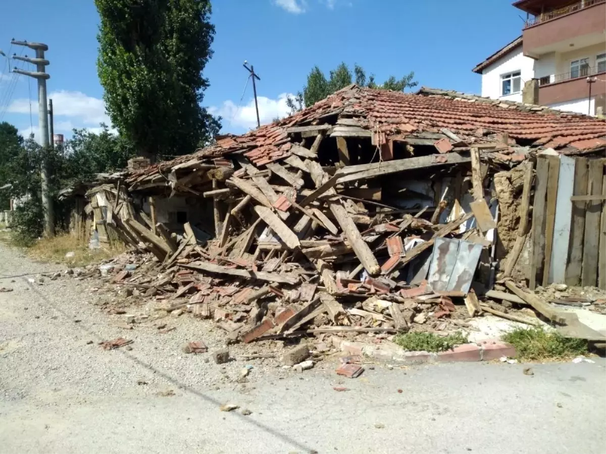 Çerkeş\'teki depremin yeni görüntüleri ortaya çıktı