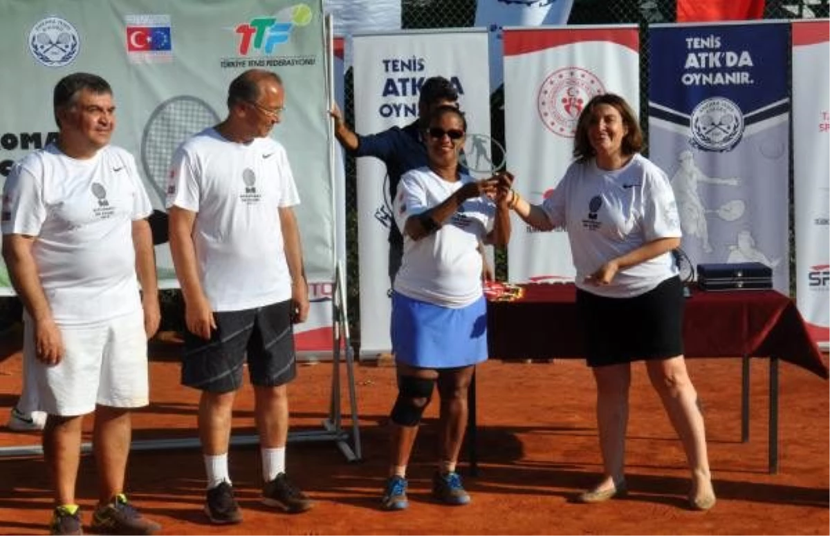 Kortta diplomasi 2019 tenis turnuvası sona erdi