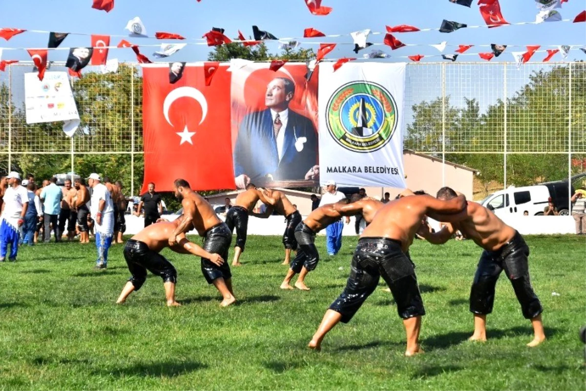 Malkara yağlı güreşleri nefesleri kesti