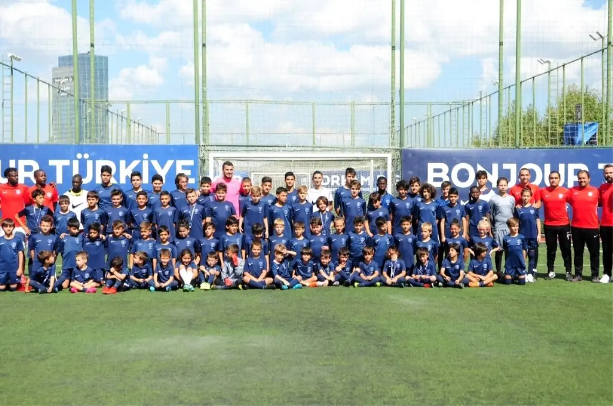 Paris Saint-Germain Academy Turkey sezonu açtı