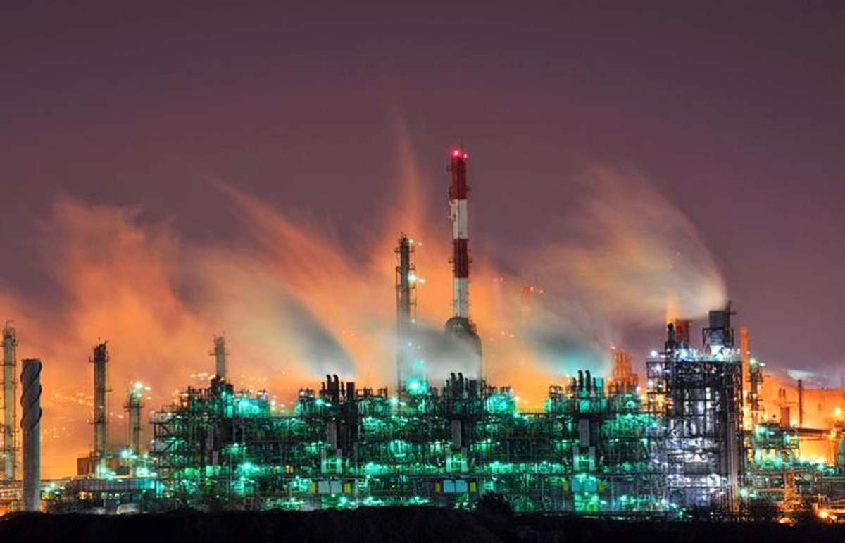 Suudi Arabistan petrol üretiminin geçici olarak durdurdu