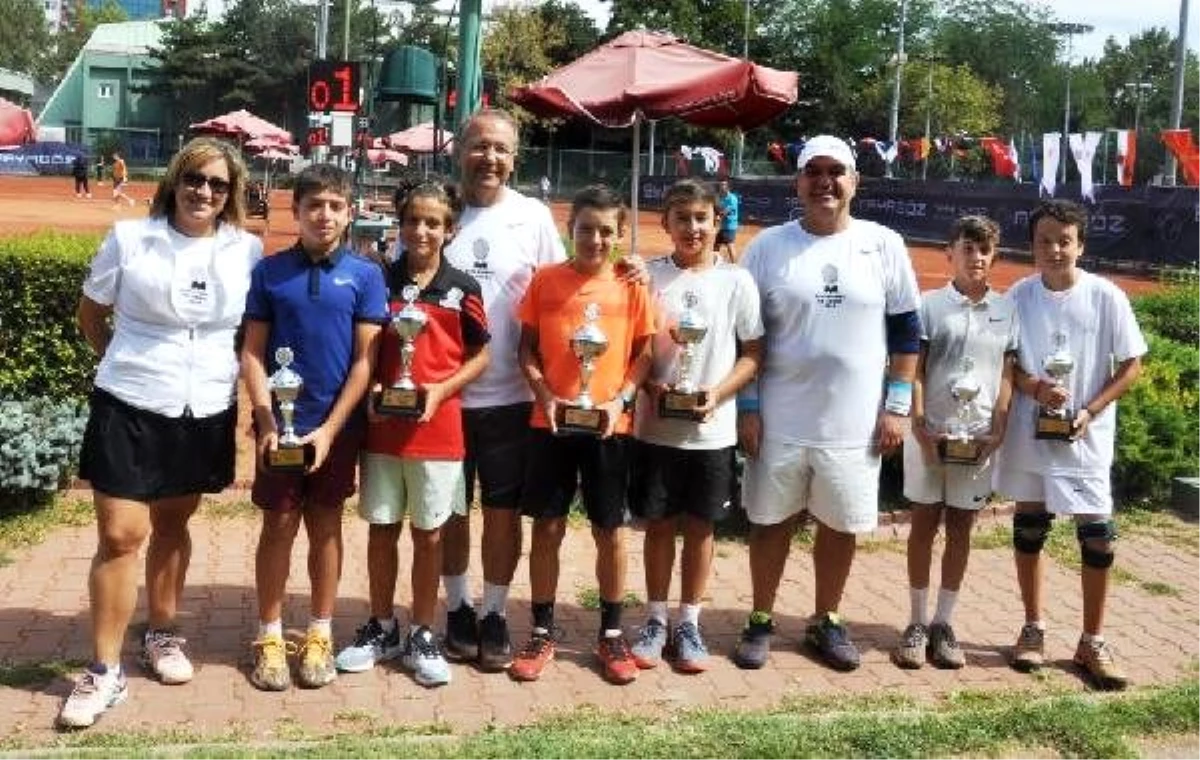 Teb 12 yaş kızlar ve erkekler türkiye tenis şampiyonası sona erdi