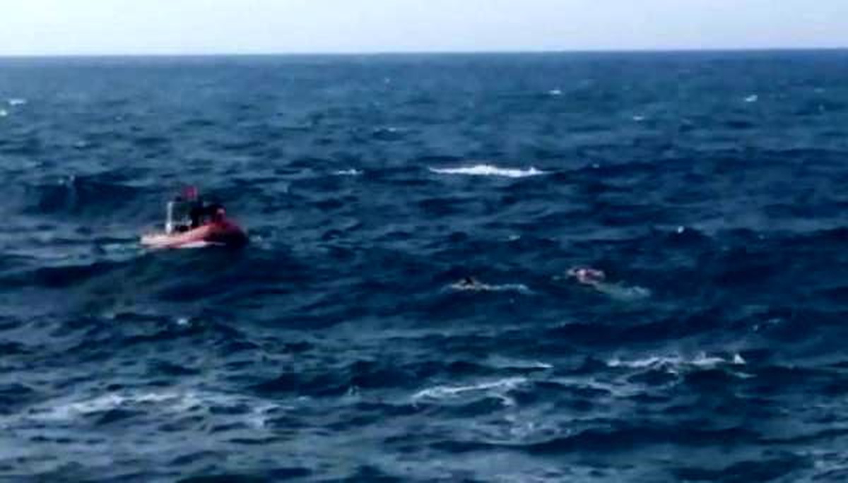 Zonguldak\'ta boğulma tehlikesi geçiren 2 kişi kurtarıldı