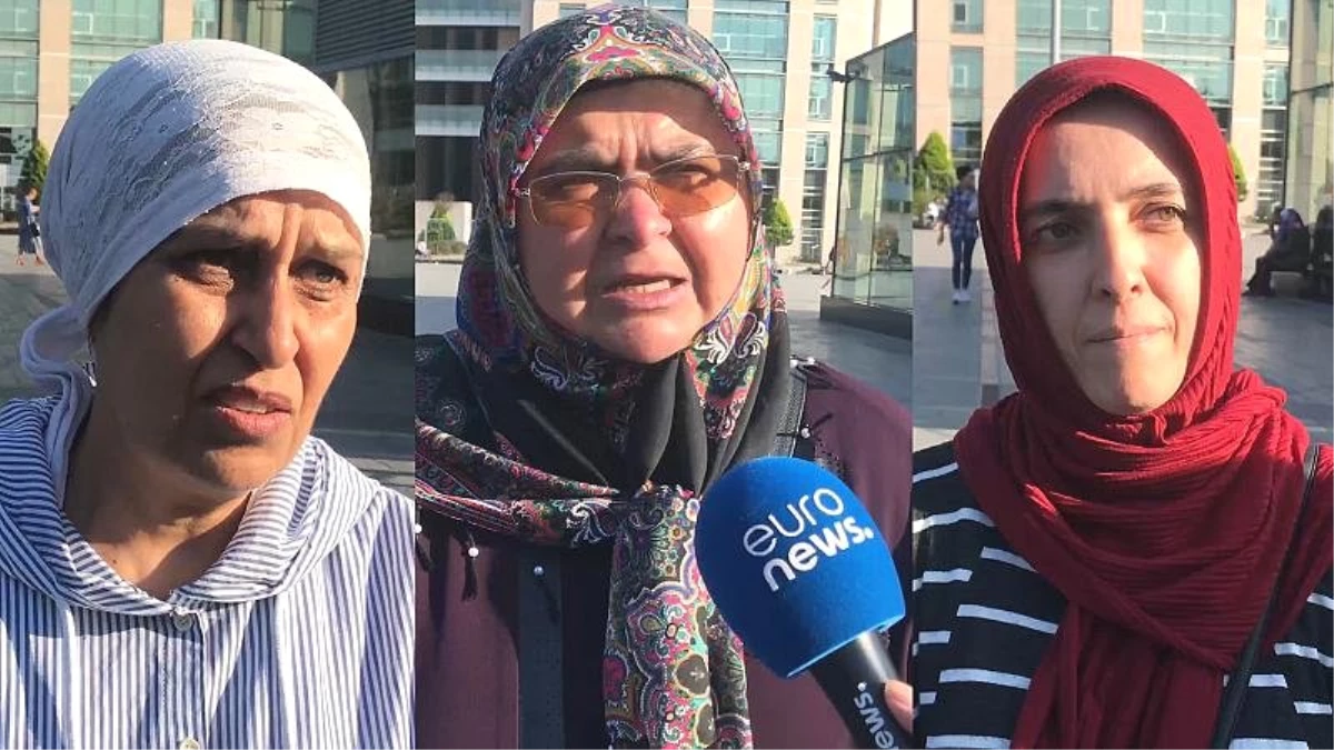 AK Parti İl Binası önünde eylem yapan anneler: Diyarbakır\'daki annelerden ne farkımız var?