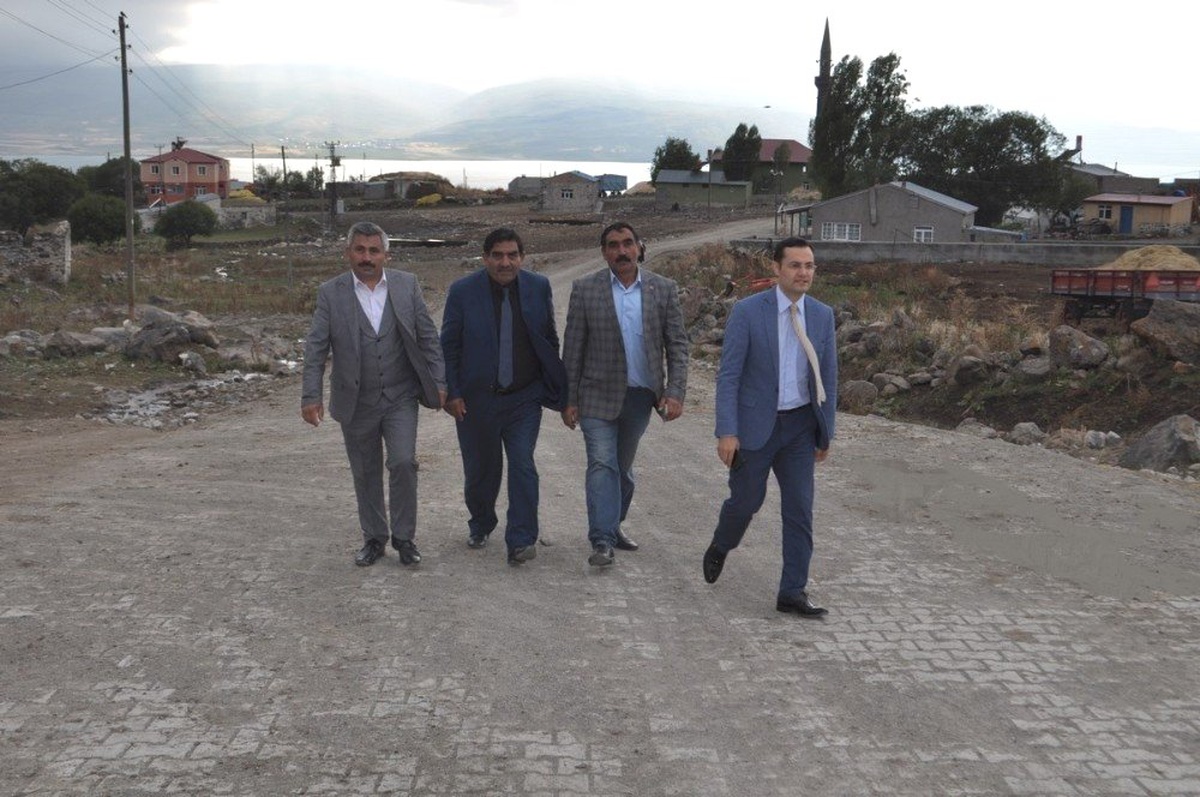 Aydıngün köyü kilit parke taşa kavuştu