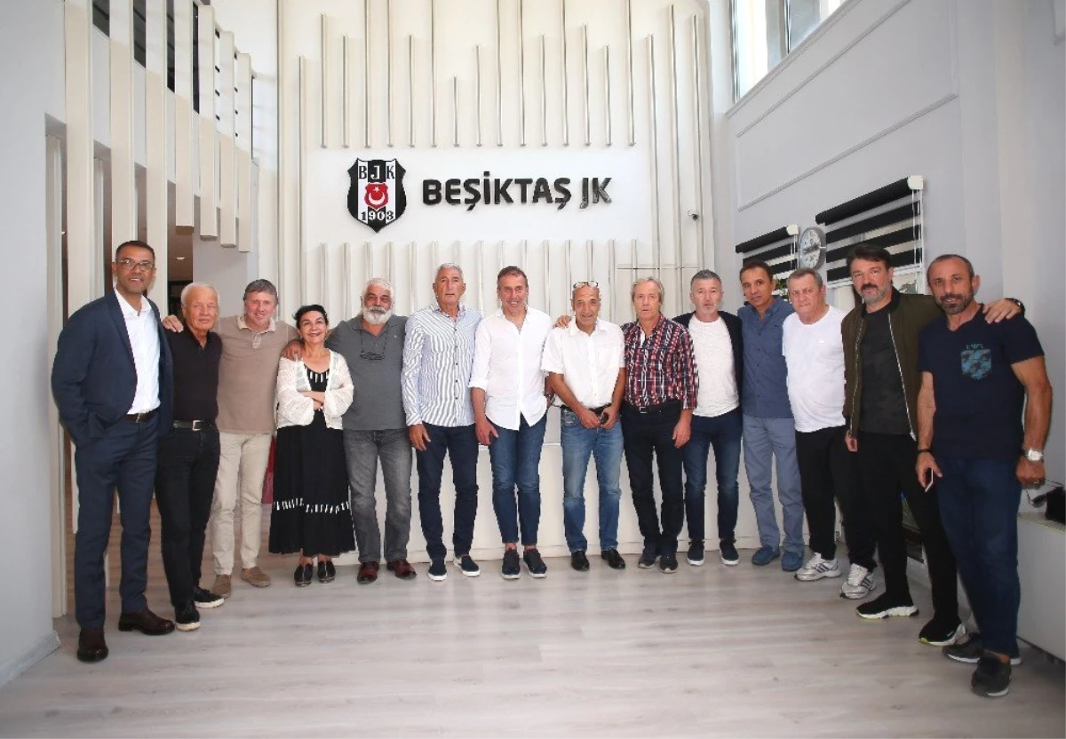 Beşiktaş efsanelerinden Abdullah Avcı\'ya ziyaret