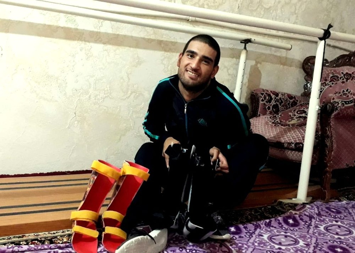 Beyin felci hastası Burak\'ın yardım çığlığı