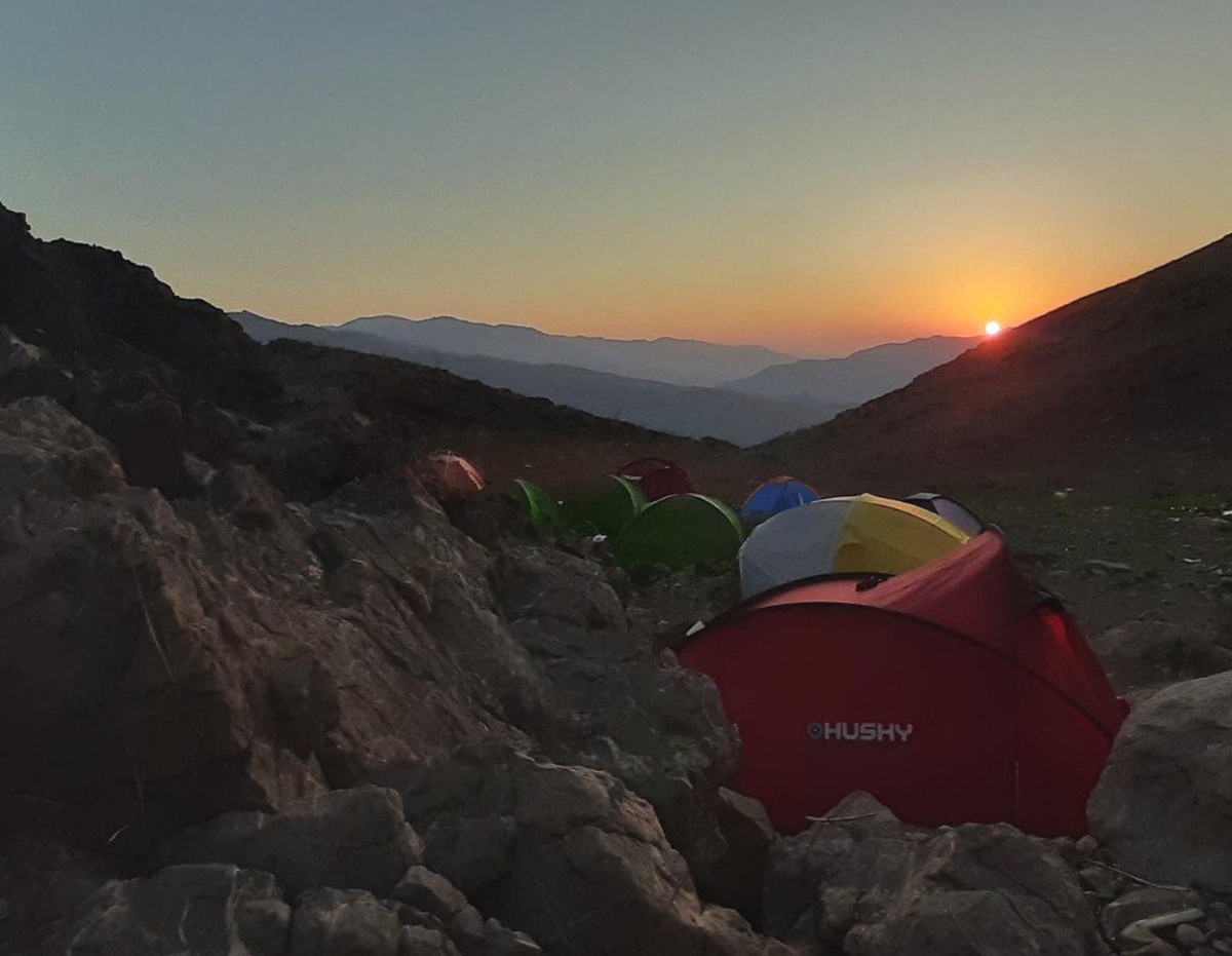 Cilo Trekking Spor Kulübü üyelerinden yürüyüş ve tırmanış etkinliği