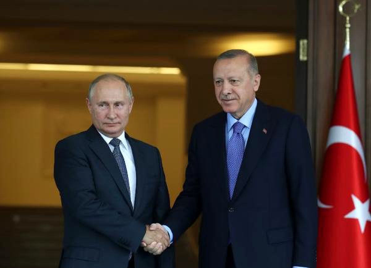 Cumhurbaşkanı erdoğan, putin ile görüştü