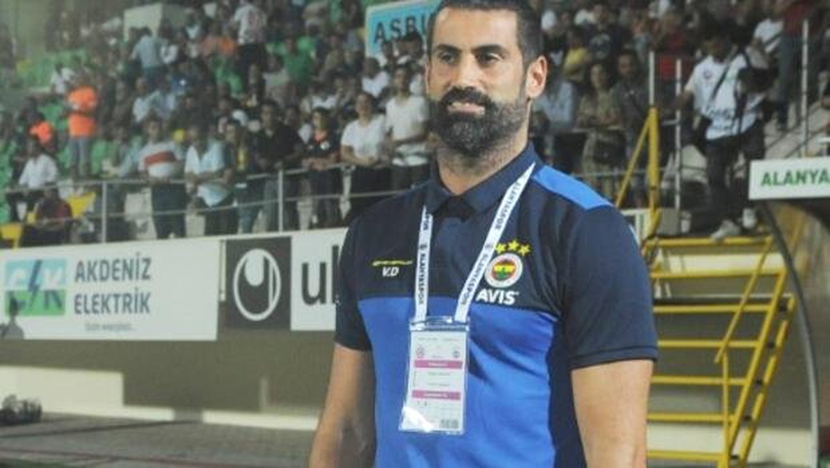 Fenerbahçe\'de Volkan Demirel antrenör olarak ilk maçında