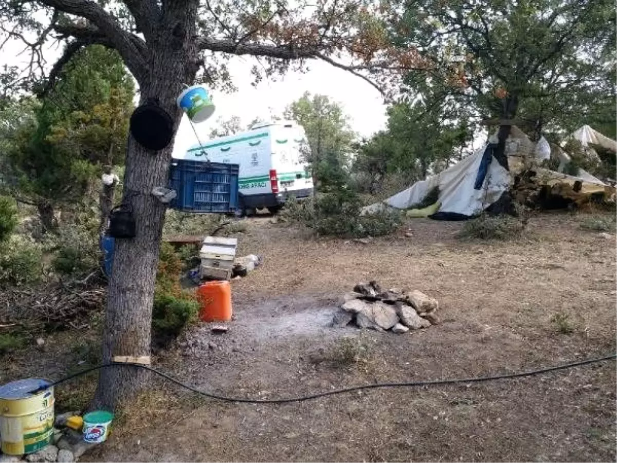 Kaldığı çadırda ölü bulunan afgan çoban cinayete kurban gitmiş