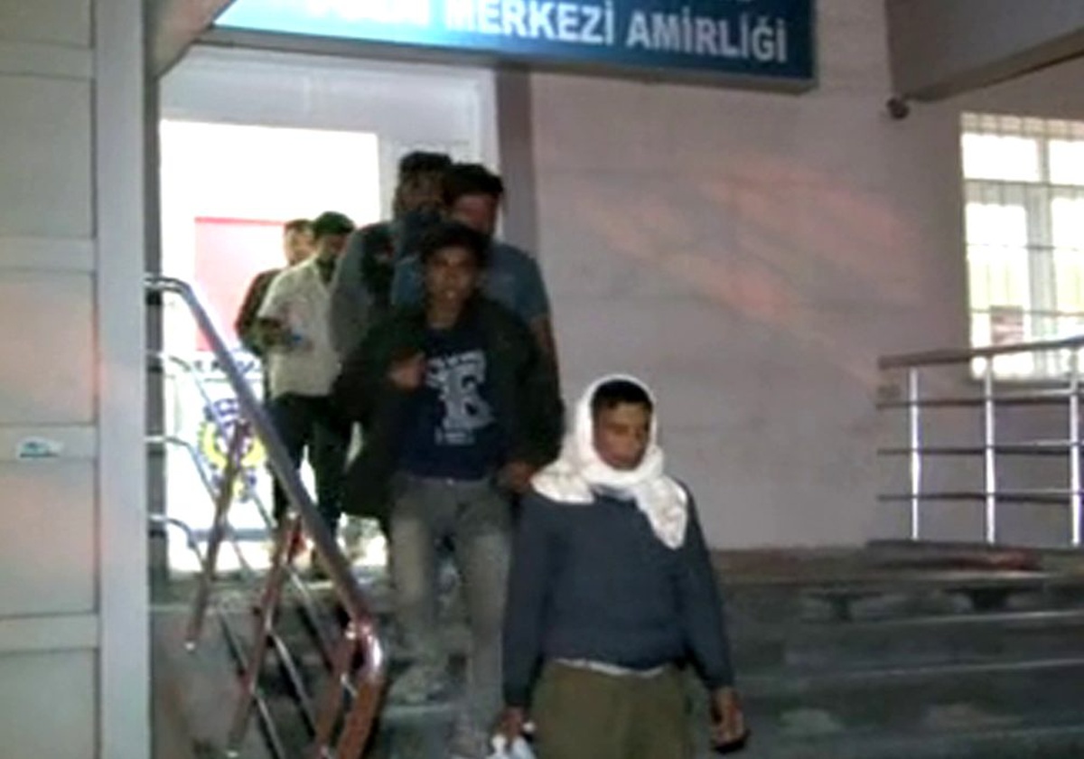 Kayseri\'de 49 düzensiz göçmen yakalandı