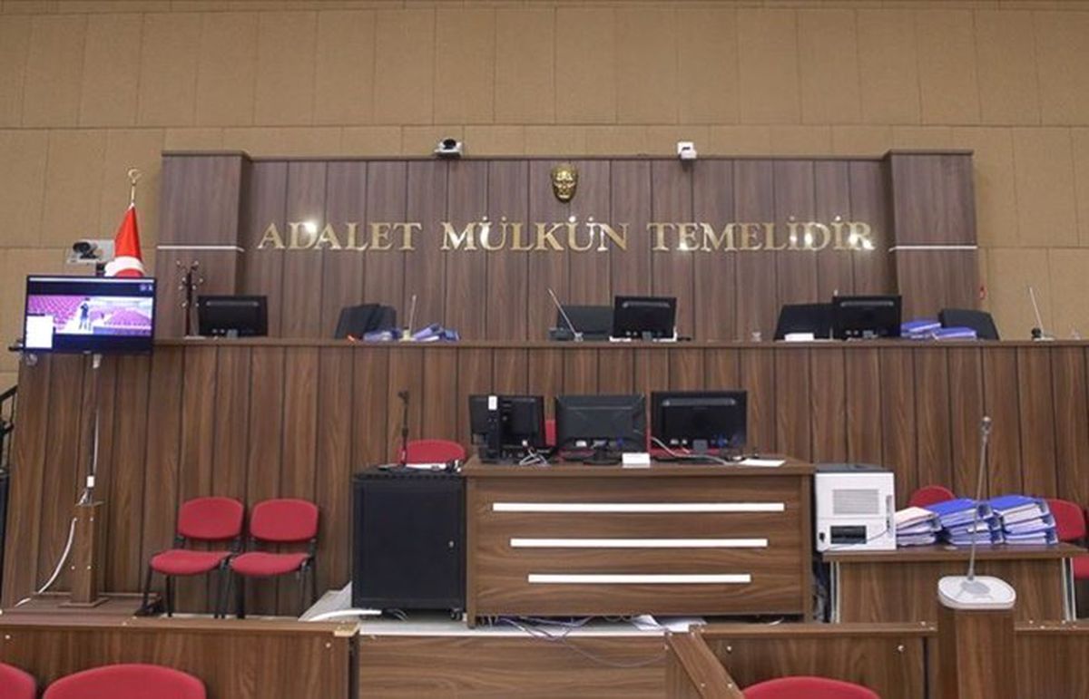 \'Kumpas davaları\'nın savcısına 12 yıl hapis cezası