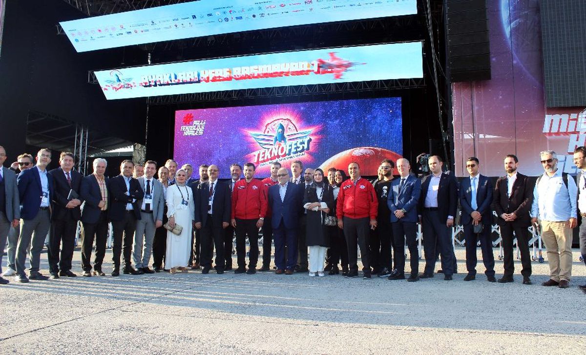 Selçuk Bayraktar TEKNOFEST öncesi basın temsilcileri ile buluştu