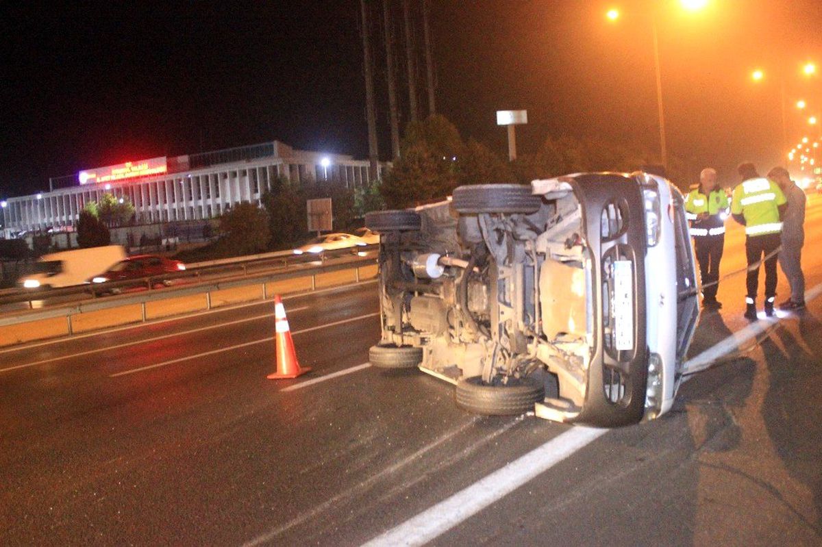 TEM Otoyolunda trafik kazası: 4 yaralı