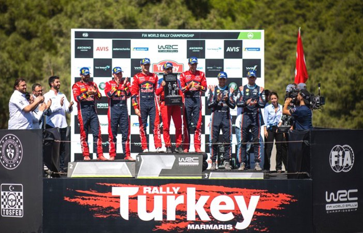 Türkiye Rallisi\'ni Ogier kazandı