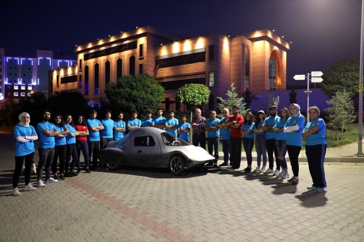 Bartın Üniversitesi\'nin ikinci elektrikli otomobili "Gökbörü" pistlerde