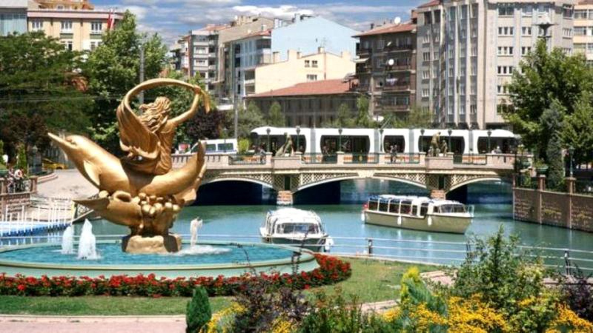 CHP Eskişehir İl Yönetimi\'ne kayyum atandı