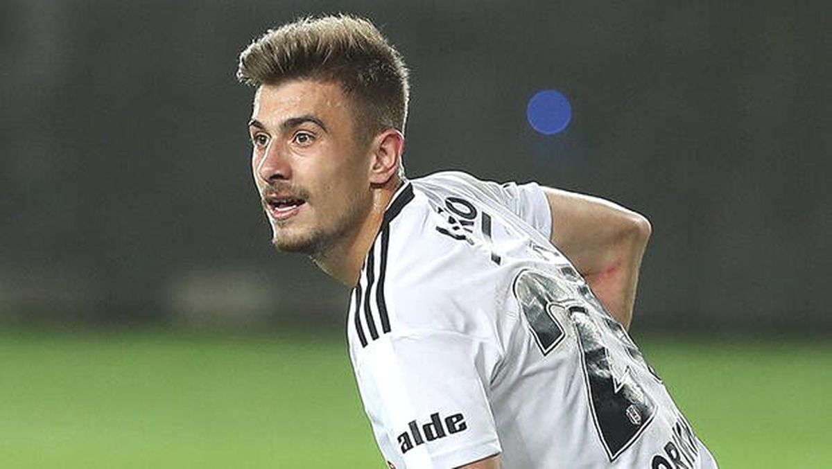 Dorukhan Toköz görüşme masasına