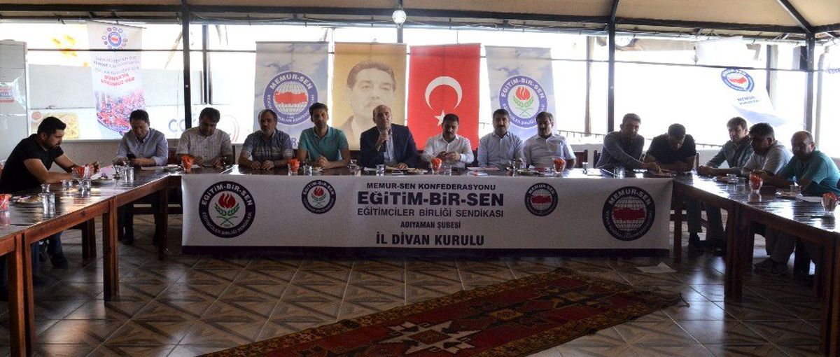 Eğitim Bir-Sen eğitim öğretim yılının ilk divan kurulu toplantısı yapıldı