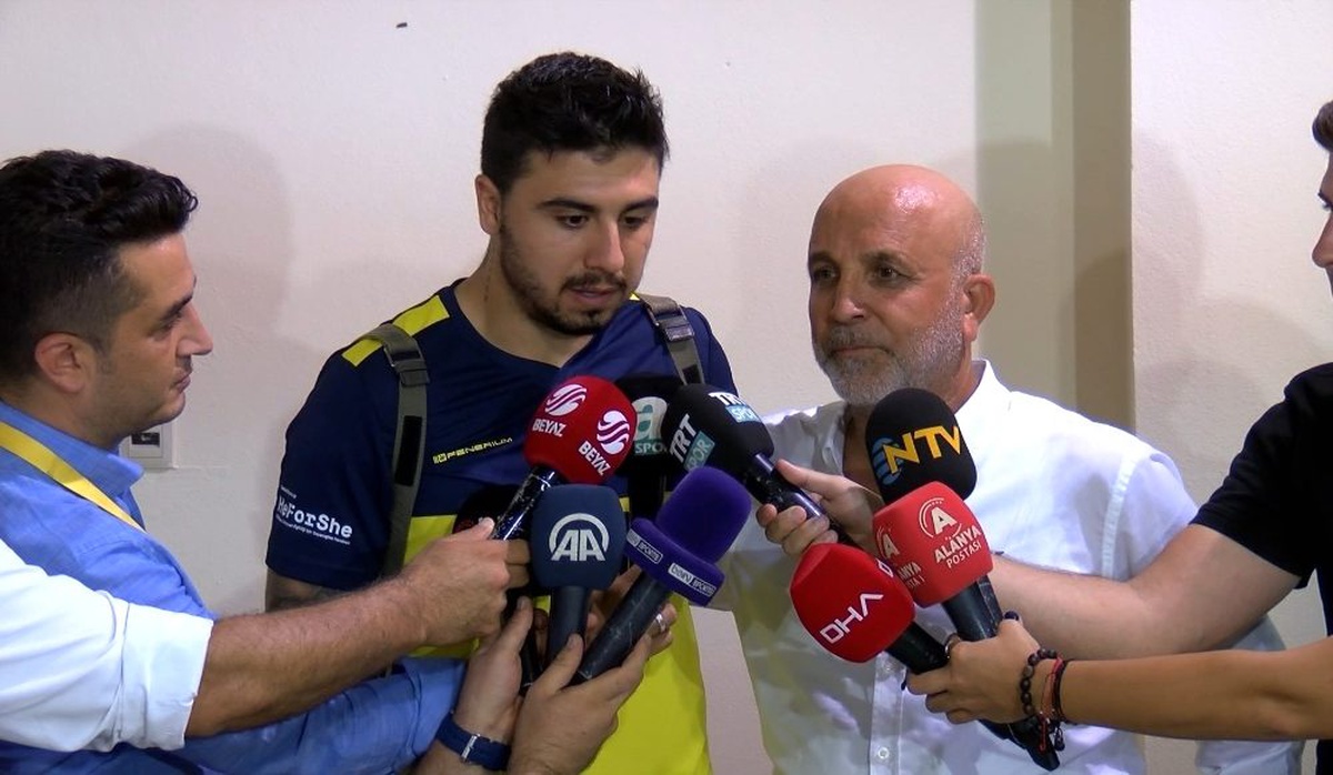 Hasan Çavuşoğlu: "Fenerbahçe gibi büyük bir takımı yenmek kolay değil"