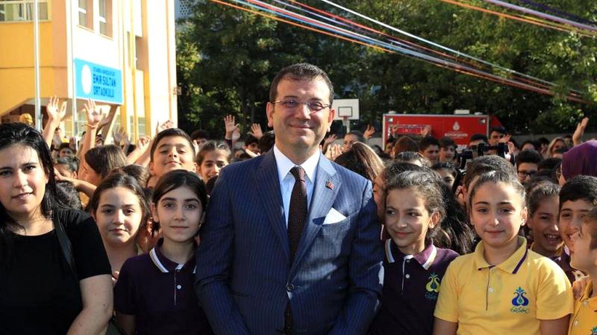 İmamoğlu: TRT dizine 25 milyon TL verilmiş, 1994\'te daha fazla işçi çıkarıldı