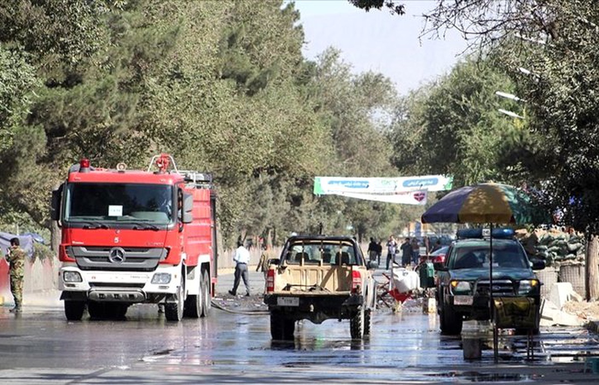 Kabil\'deki ABD büyükelçiliği yakınında intihar saldırısı: 22 ölü