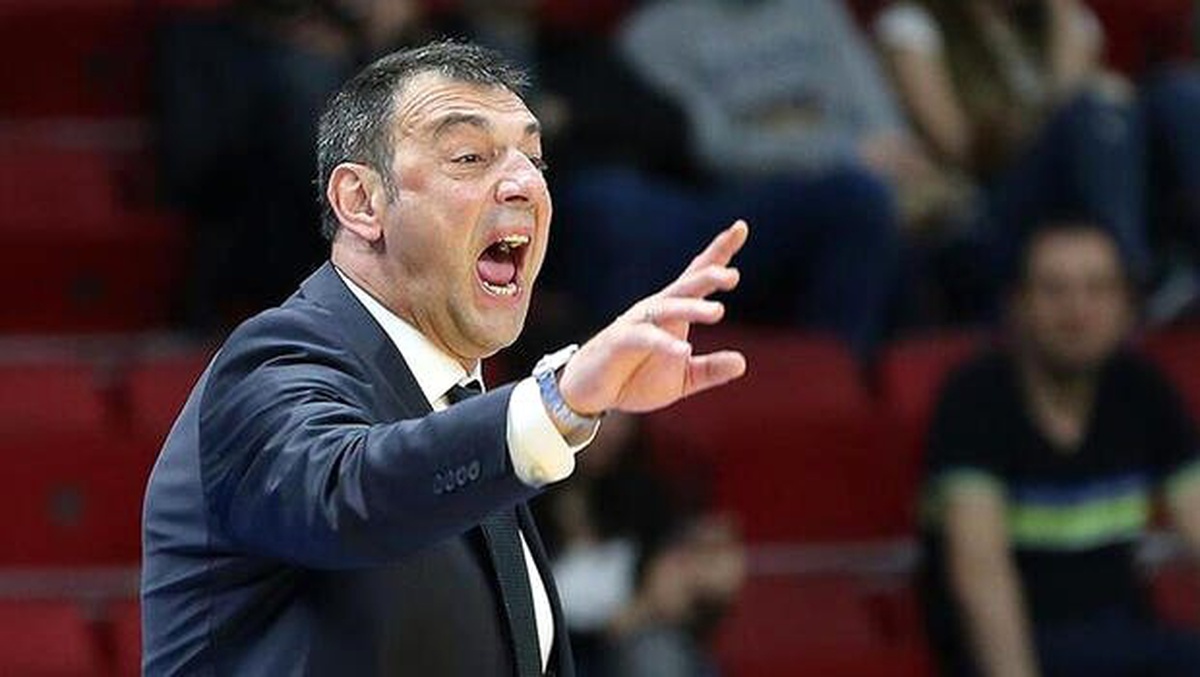 Karşıyaka\'nın eski hocası Aleksandar Trifunovic beyin kanaması geçirdi