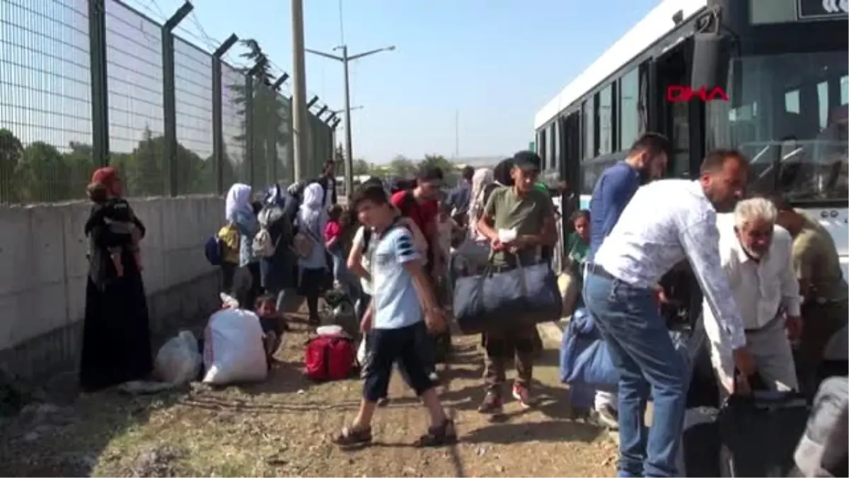 Kilis bayramı ülkelerinde geçiren 39 bin suriyeli döndü