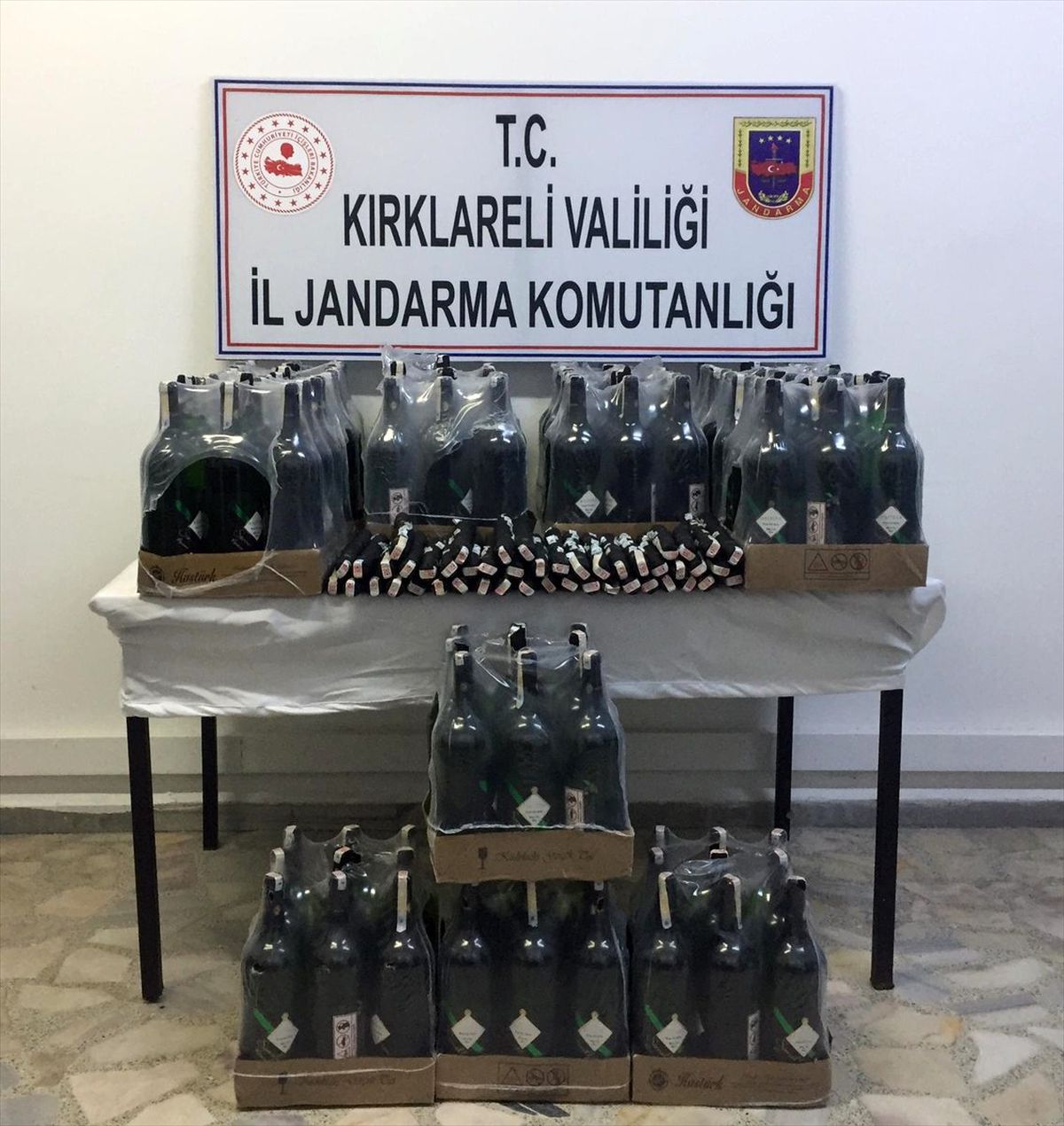 Kırklareli\'nde kaçak içki operasyonu