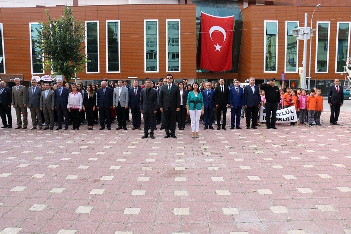Pazaryeri\'nde İlköğretim Haftası kutlandı