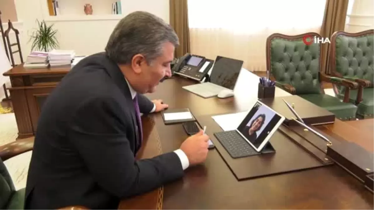 Sağlık Bakanı Koca\'dan, Almanya\'da Yılın Doktoru seçilen Dr. Dilek Gürsoy\'a tebrik