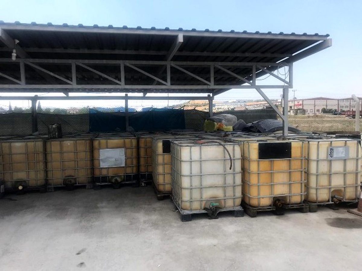 Yer altı tankında 13 bin litre kaçak akaryakıt ele geçirildi