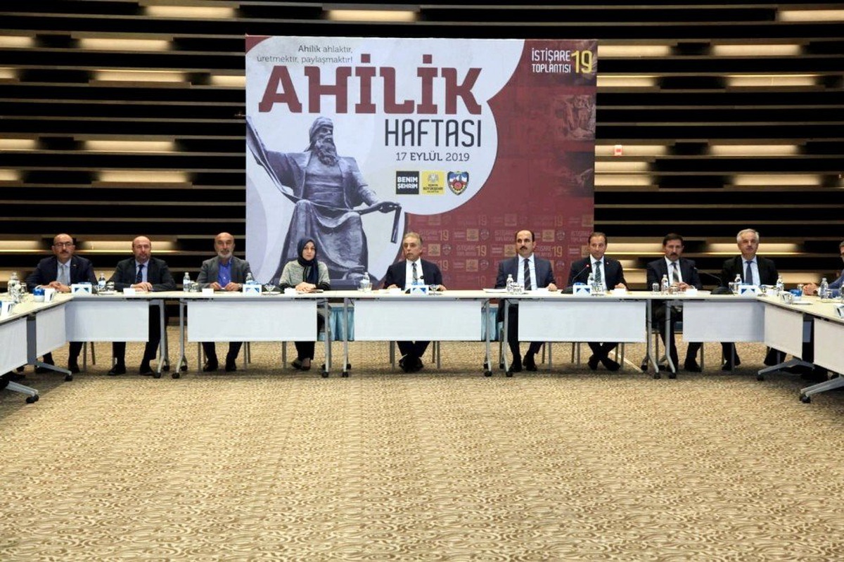 Ahilik Haftası\'nda esnafların sorunları masaya yatırıldı