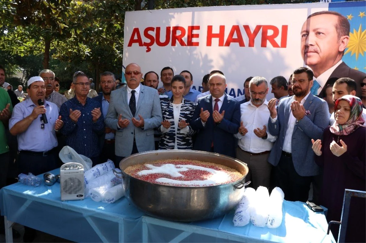 AK Parti\'den Manisa\'da aşure hayrı