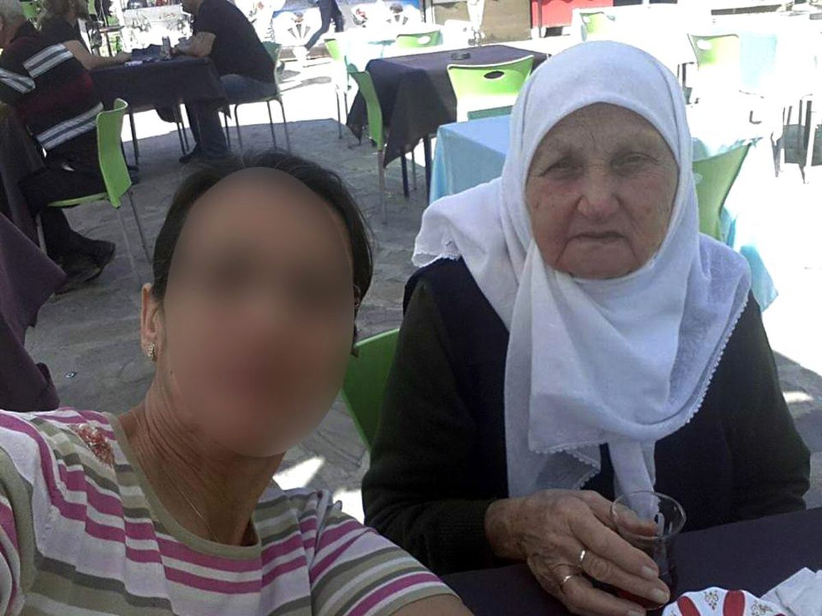 Antalya\'da 92 yaşındaki kadına baltalı gasp