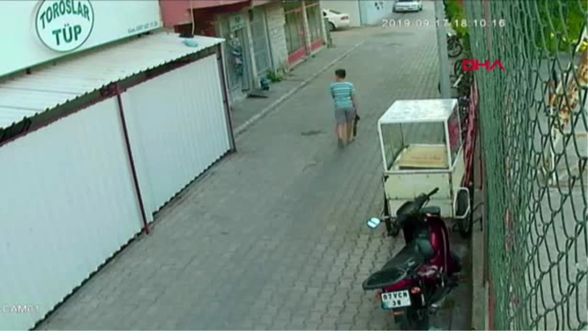 Antalya yaşlı kadını kümese sokup, başına çekiçle vurdu, bileziğini çaldı ek