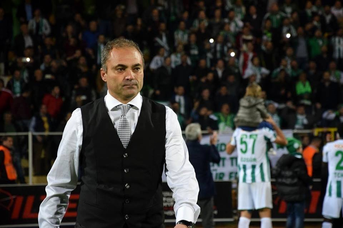 BB Erzurumspor\'un yeni teknik direktörü Erkan Sözeri oldu